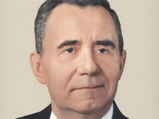 Незаменимый