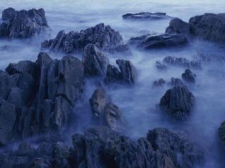 Среди скал и льда