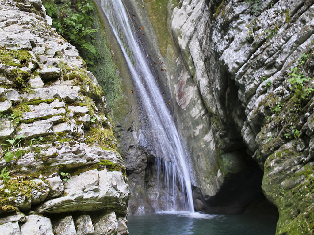 Водопад Красотка