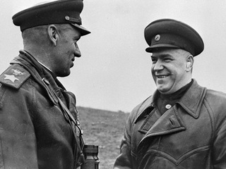Жуков и Рокоссовский. Служили два товарища