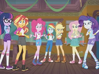 Девочки из Эквестрии. Легенды вечнозелёного леса