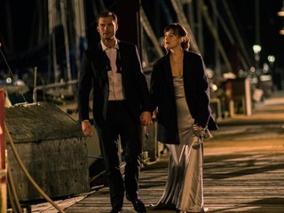 На пятьдесят оттенков темнее