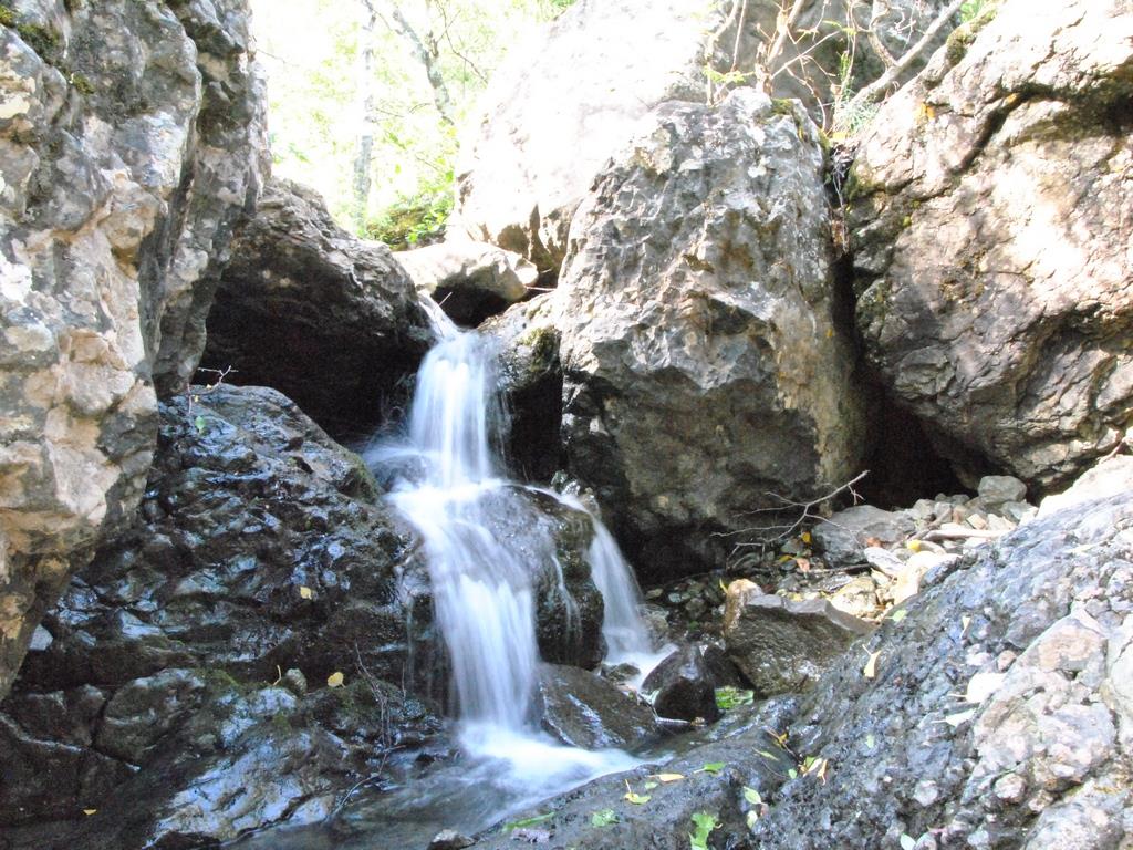 Водопад Марьины слезы