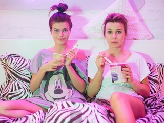 Девочки не сдаются