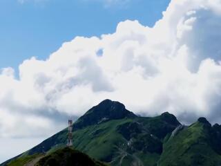 Пешеходные прогулки в горах Красной Поляны