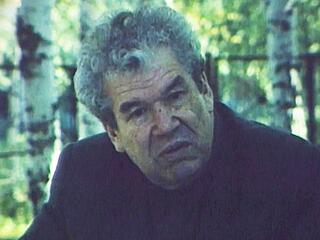 Листает памяти рука
