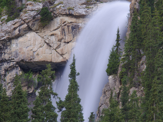 Водопад Брызги Шампанского