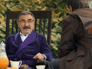 Женская версия. Тайна партийной дачи