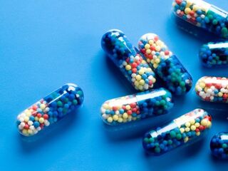 Таблетка от плохого настроения - кому не помогут антидепрессанты