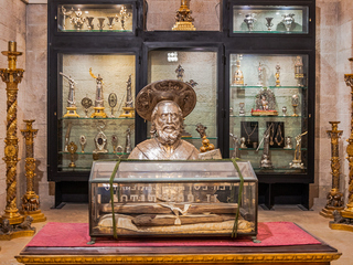 Бари. Сокровищница базилики Святого Николая