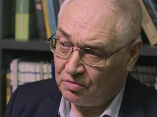 Человек из третьего миллиарда