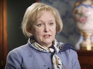 Лионский зал. Золото на голубом