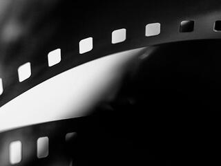 Сэхнэгэ тогролар. Преданные сцене