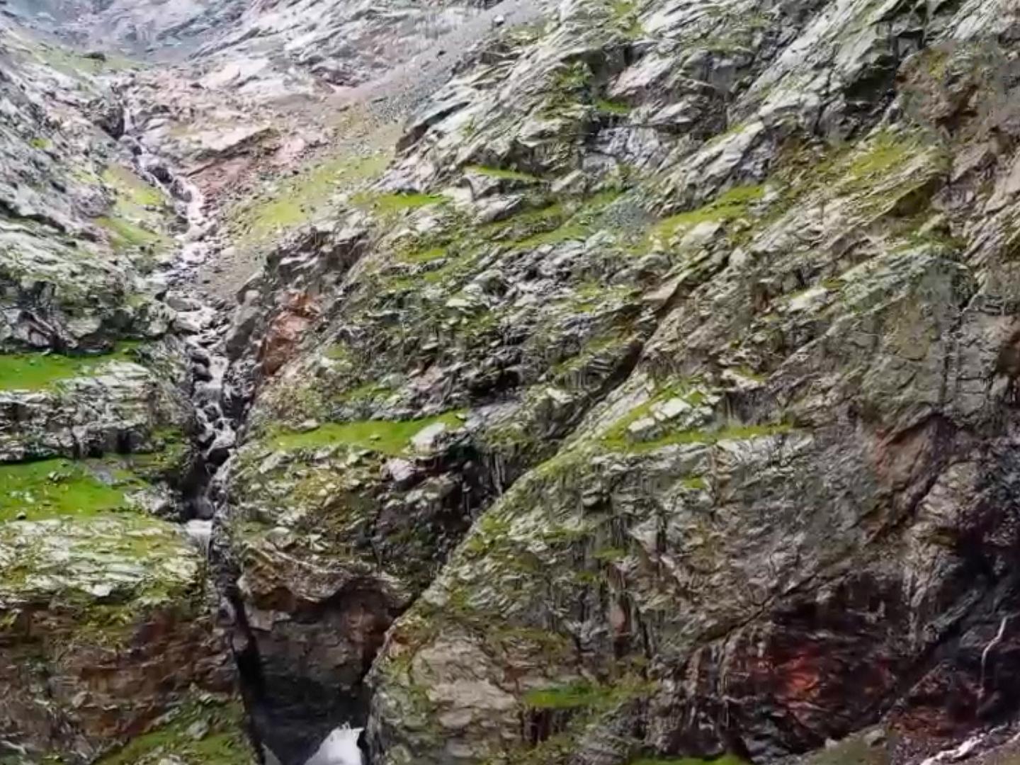 Мидаграбинские водопады