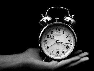 Он выбрал время