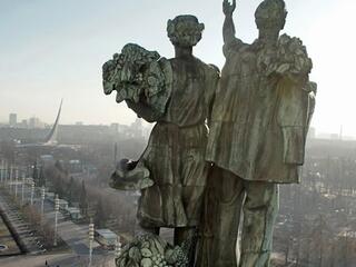 Что скрывают аллеи ВДНХ? Атмосферное электричество социализма