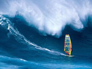 Верхом на волне