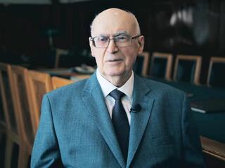 Атомный директор. Лев Рябев