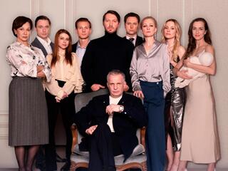 На правах матери