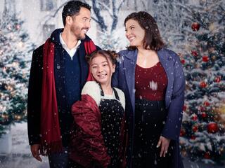 Парень для мамы на праздник