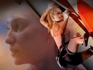 По вертикали