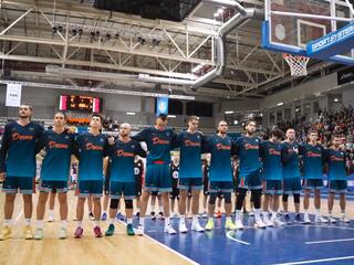 Время любить баскетбол