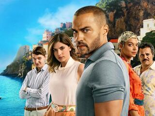 Отель на побережье