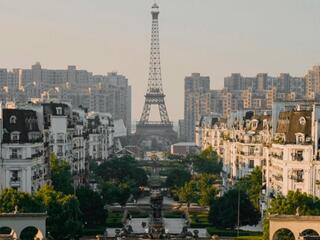 Архифальс - Настоящие города и ненастоящие памятники