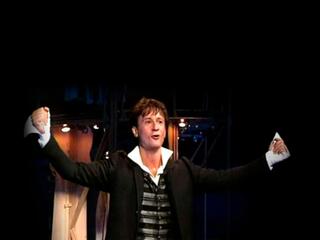 В тени своей славы