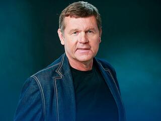 Александр Новиков