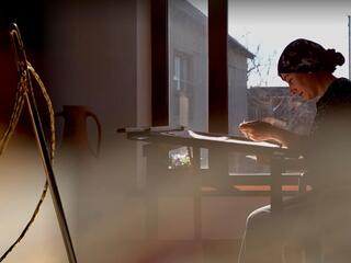 Сохраняя нить истории