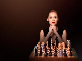 Чёрные начинают - белые выигрывают. Жребий брошен