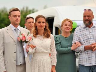 Объявляю вас мужем и женой