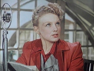 Поезд идёт на восток