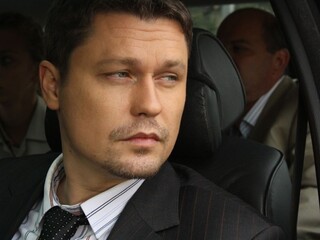 Поцелуй в голову