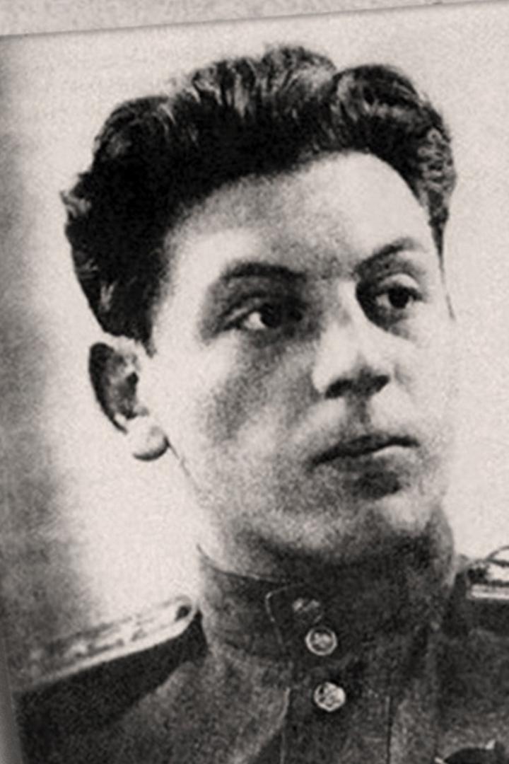 Василий Сталин. Сын за отца