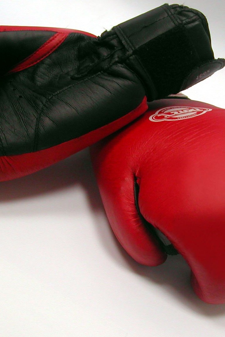 Профессиональный бокс. Дмитрий Чудинов против Криса Юбенка-мл