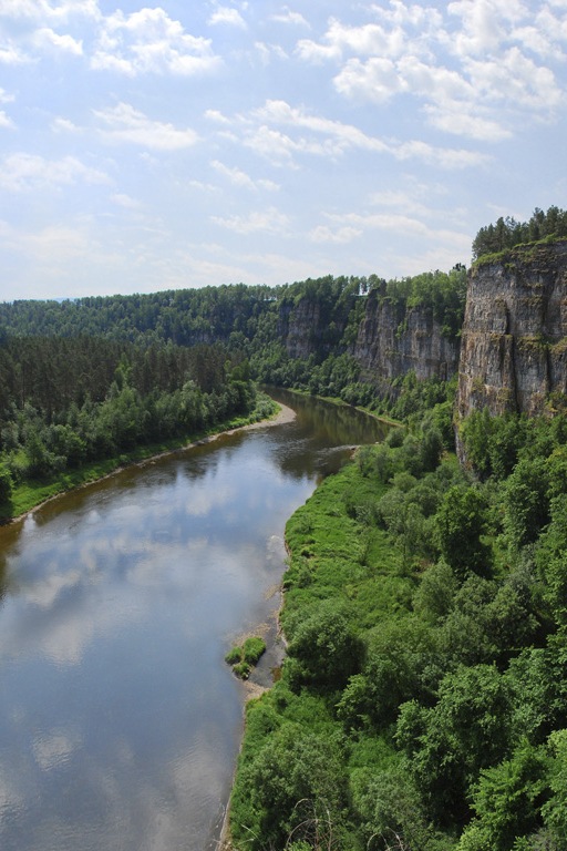 У реки Ай