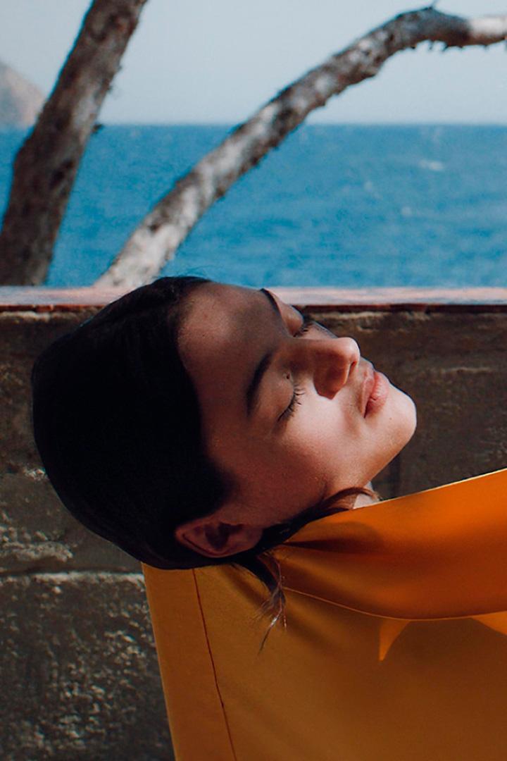 Здравствуй, грусть