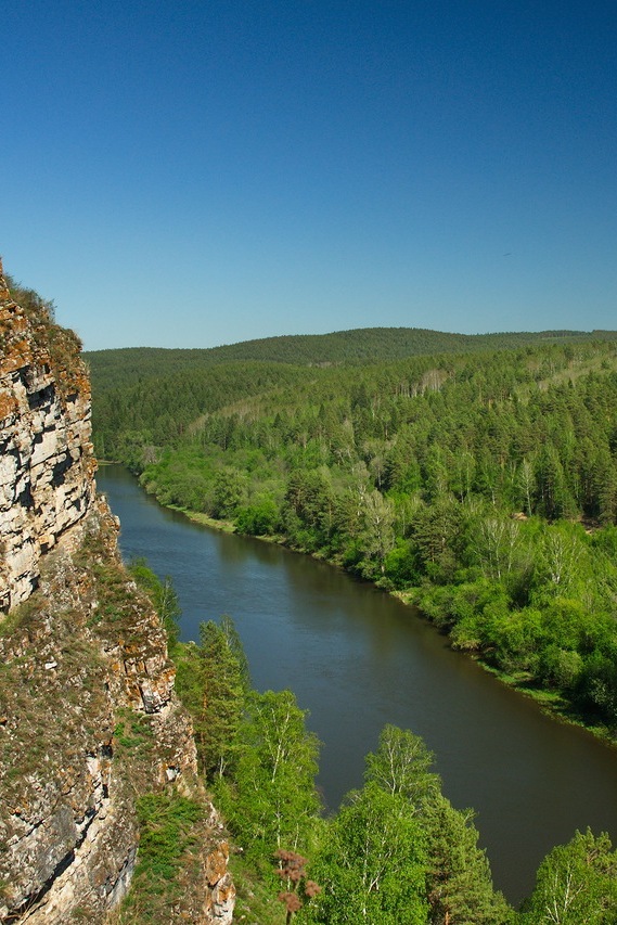 У реки Юрюзань