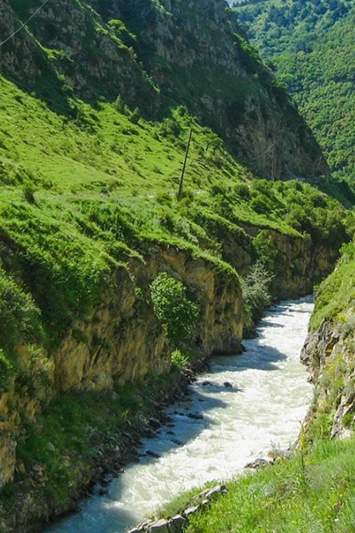 Долина реки Айгамуга