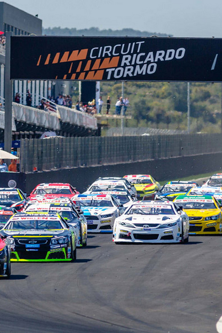 Автоспорт. NASCAR. Ричмонд. Трансляция из США