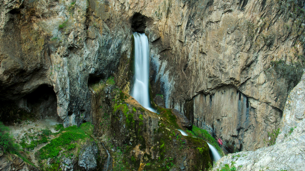 Водопад Шаркыратма