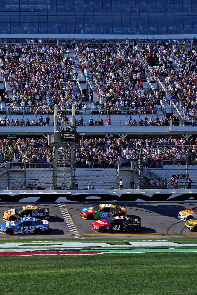 Автоспорт. NASCAR. Атланта. Трансляция из США