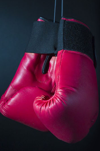 Раджа Амашех (Германия) - Линда Лаура Лекка (Перу). Десятираундовый бой в первом легчайшем весе (до 52,2 кг) за титул чемпионки мира по версии WBO