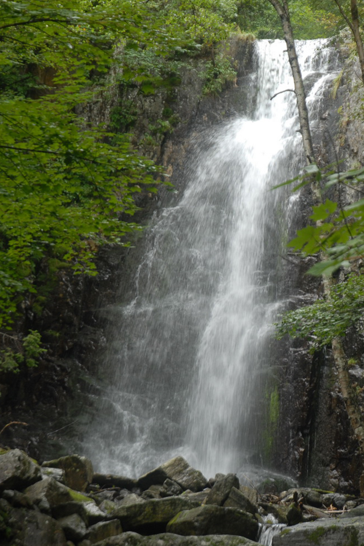 Водопад Еламовский