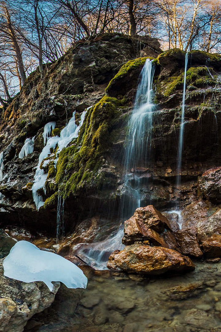 Водопад Шагацикомдон