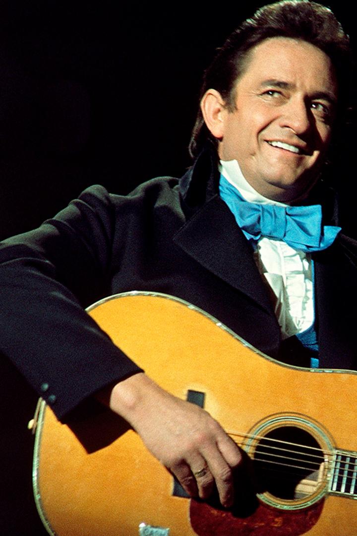 Johnny Cash - Music In Review