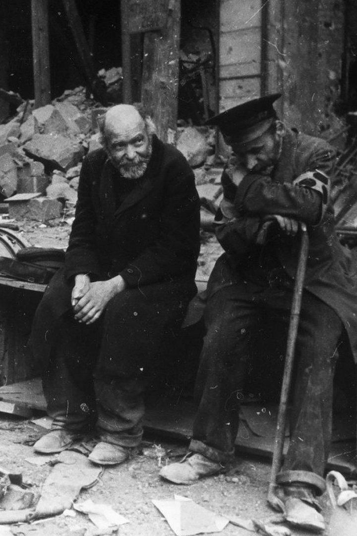 Примечания к прошлому. Евгений Халдей