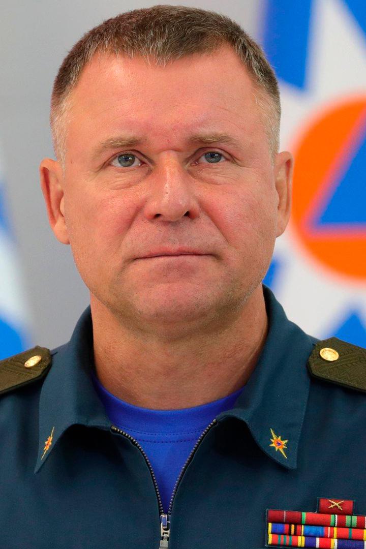 Зиничев. За други своя